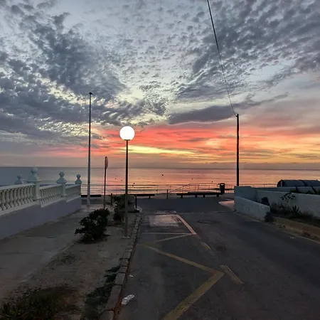 La Mata First Line New 2025 شقة تورّيفيِخا